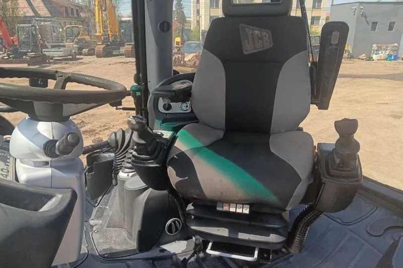 OmecoHub - Immagine JCB 3CX